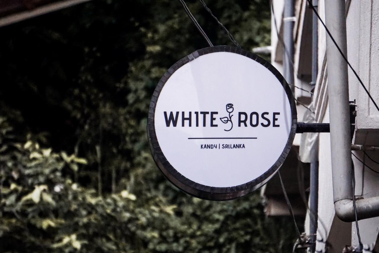 White Rose Hostel Kandy Eksteriør bilde